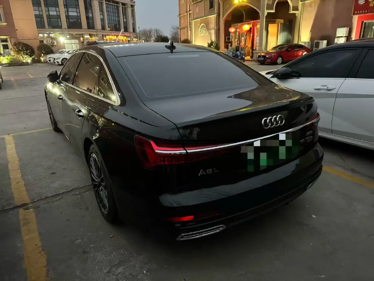 2023 Jaguar F-PACE 2.0T 250HP L4 8AT,autocango,china used car exporter,china ev exporter,chinese used car exporter,chinese used ev exporter