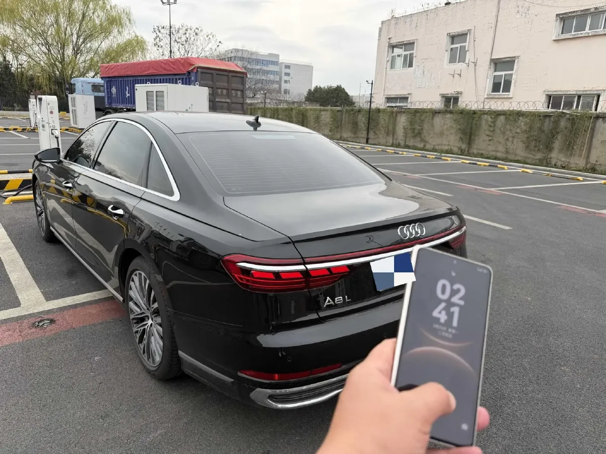 2024 Audi A8 3.0T 286HP V6 8AT,autocango,china used car exporter,china ev exporter,chinese used car exporter,chinese used ev exporter