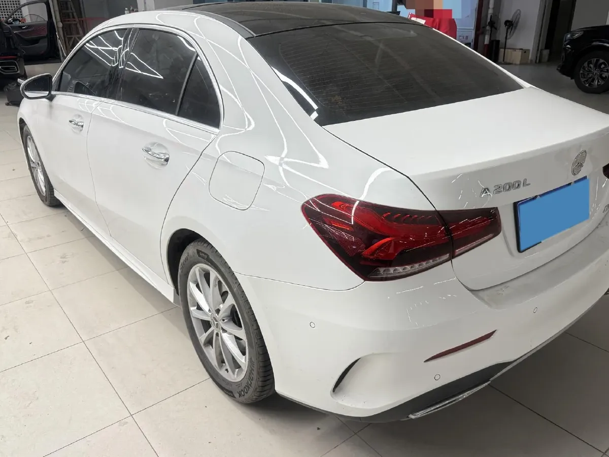2022 Mercedes-Benz A Class 1.3T 163HP L4 7DCT,autocango,china used car exporter,china ev exporter,chinese used car exporter,chinese used ev exporter