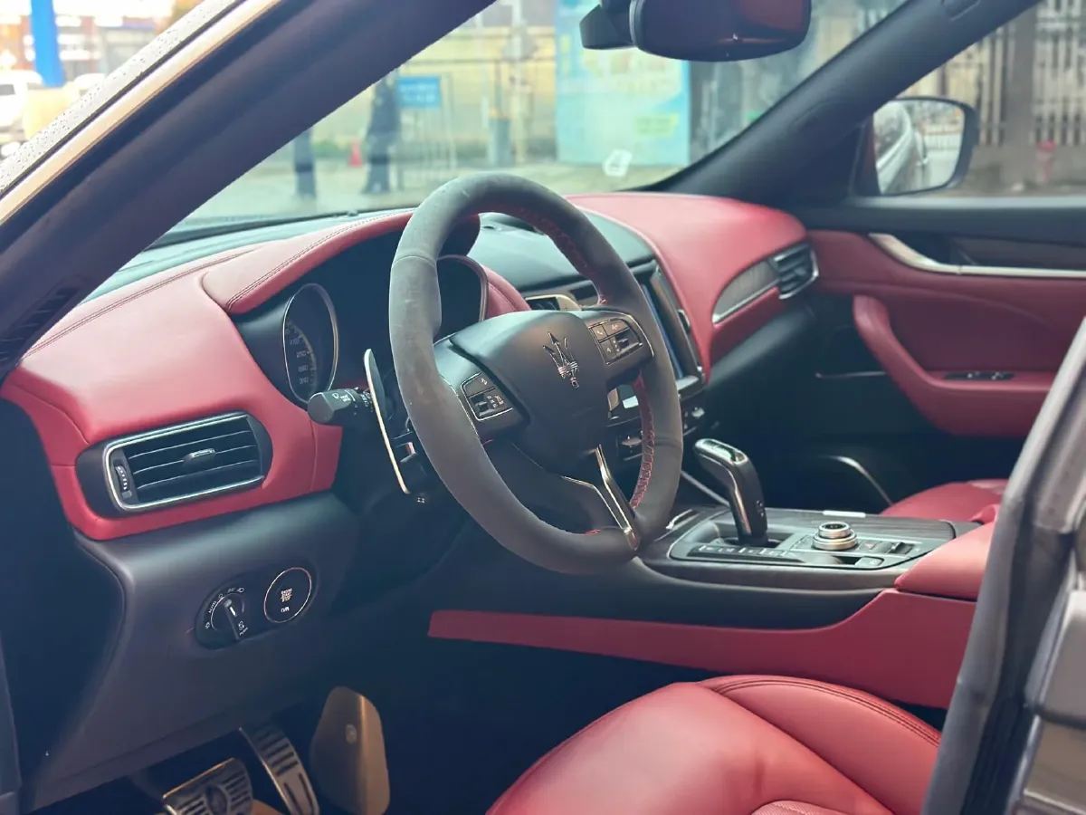 2019 Maserati Levante 3.0T 350HP V6 8AT,autocango,china used car exporter,china ev exporter,chinese used car exporter,chinese used ev exporter