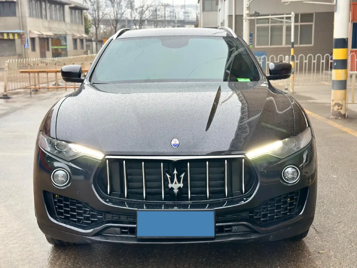 2019 Maserati Levante 3.0T 350HP V6 8AT,autocango,china used car exporter,china ev exporter,chinese used car exporter,chinese used ev exporter