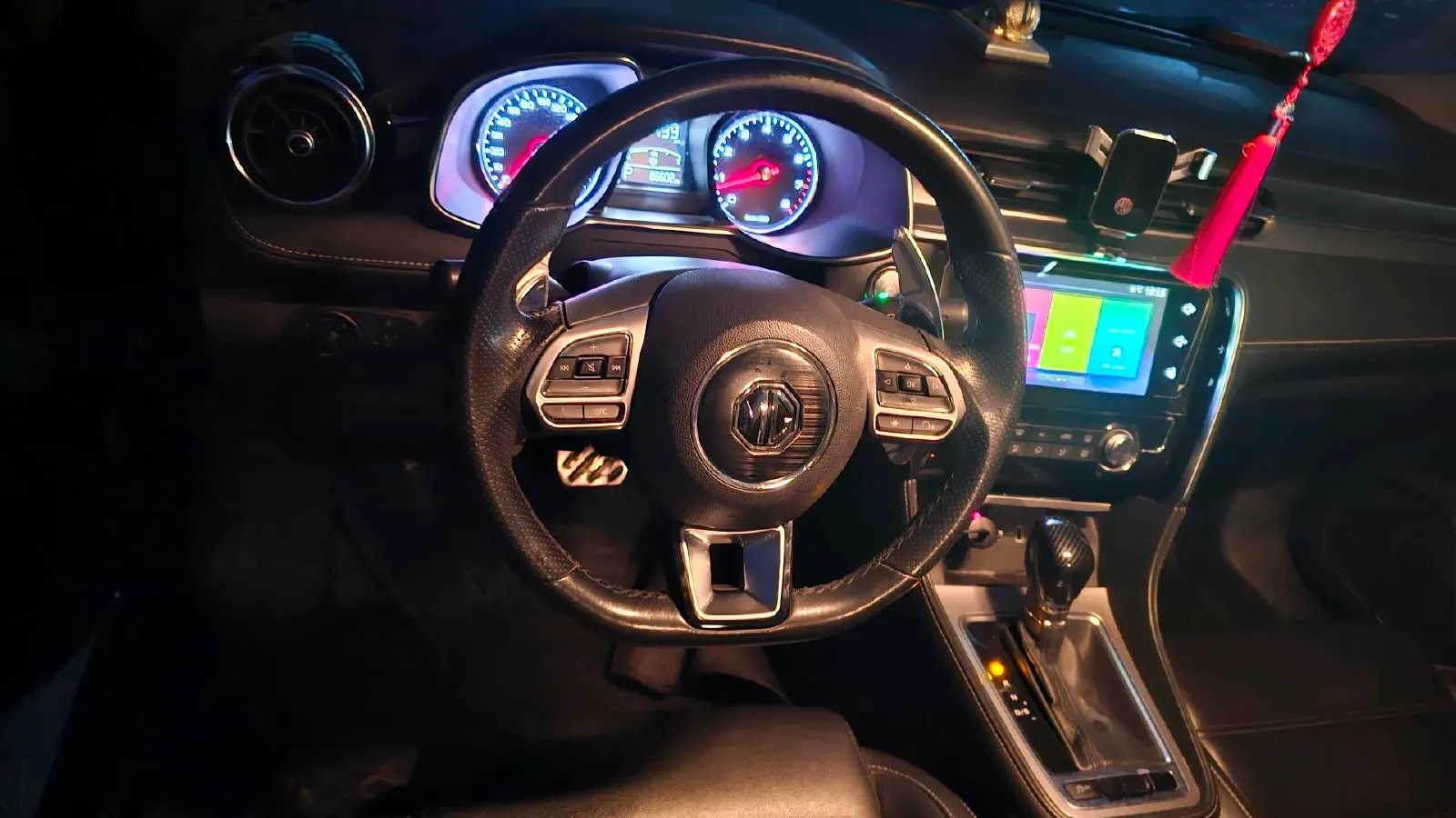 2018 MG MG6 1.5T 169HP L4 7DCT,autocango,china used car exporter,china ev exporter,chinese used car exporter,chinese used ev exporter