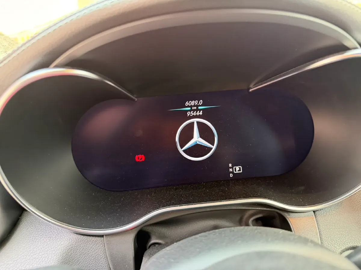 2020 Mercedes-Benz GLC Class 2.0T 197HP L4 9AT,autocango,china used car exporter,china ev exporter,chinese used car exporter,chinese used ev exporter