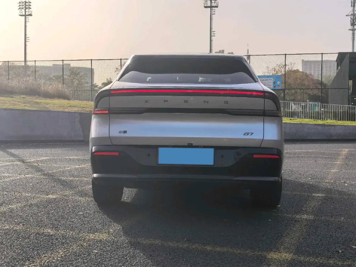 2025 Xpeng G7 BEV,autocango,china used car exporter,china ev exporter,chinese used car exporter,chinese used ev exporter