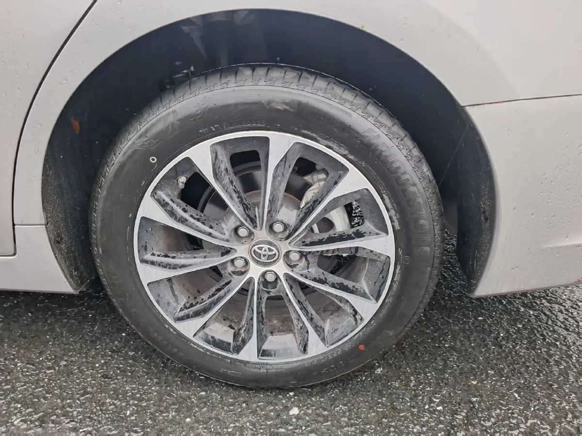 2023 Toyota Avalon 2.0L 177HP L4 CVT,autocango,china used car exporter,china ev exporter,chinese used car exporter,chinese used ev exporter