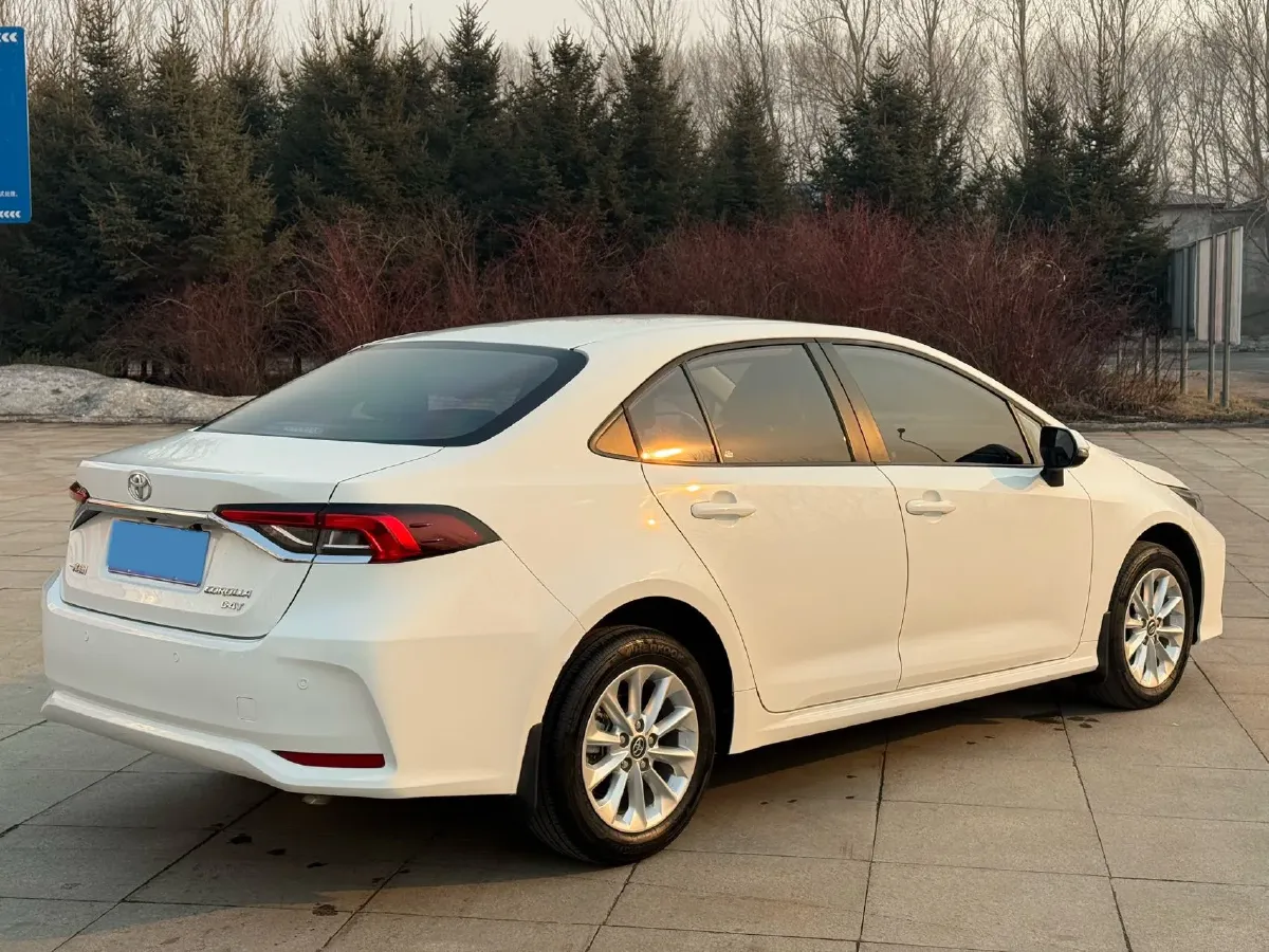 2021 Toyota Corolla 1.2T 116HP L4 CVT,autocango,china used car exporter,china ev exporter,chinese used car exporter,chinese used ev exporter