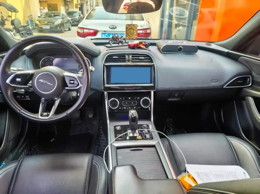 2020 Jaguar XEL 2.0T 200HP L4 8AT,autocango,china used car exporter,china ev exporter,chinese used car exporter,chinese used ev exporter