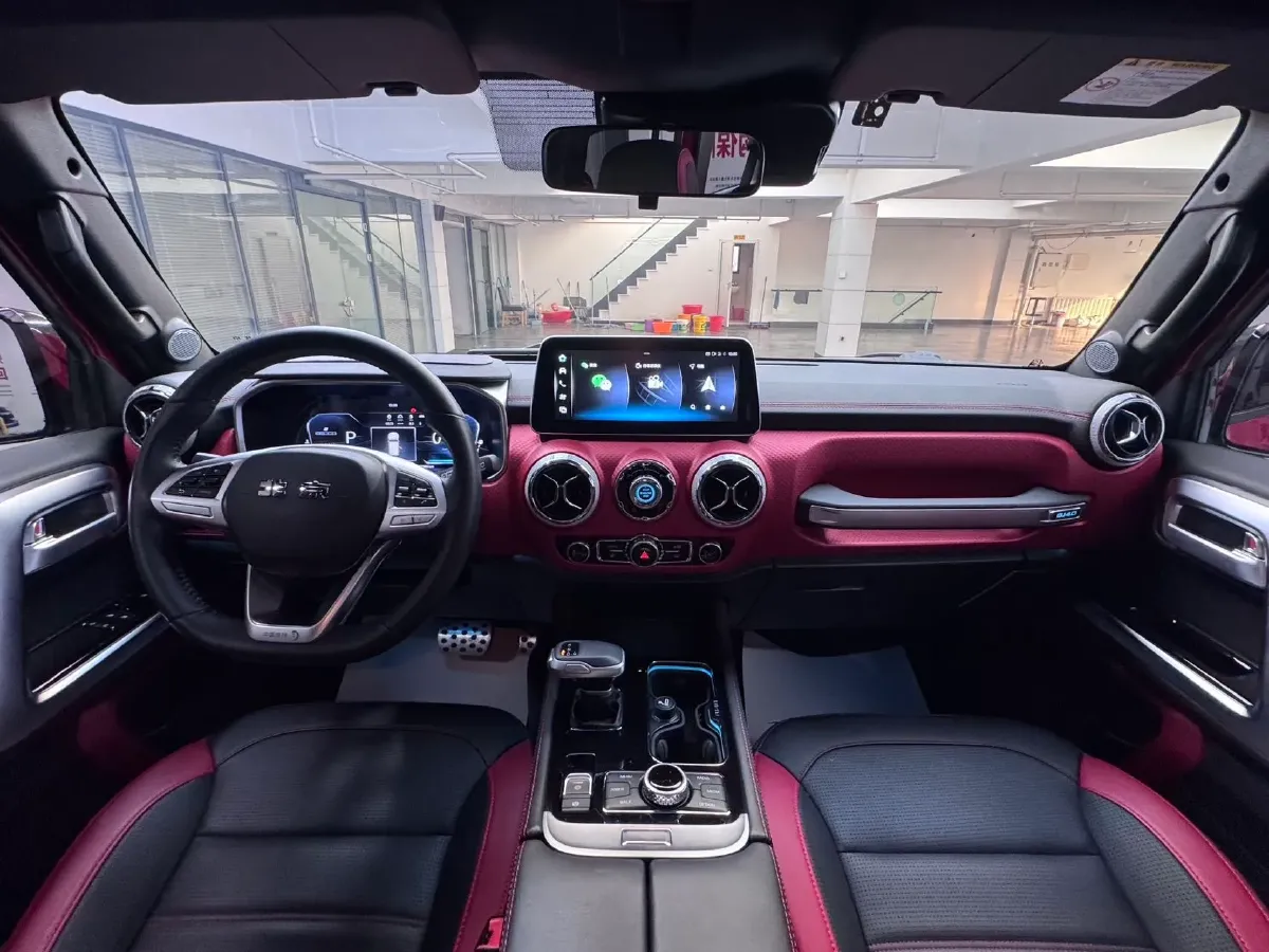 2023 Beijing BJ40 2.0T 224HP L4 8AT,autocango,china used car exporter,china ev exporter,chinese used car exporter,chinese used ev exporter