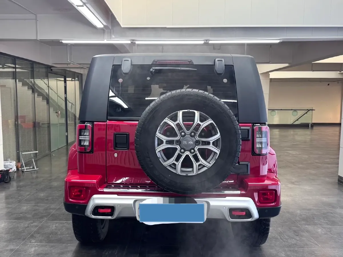 2023 Beijing BJ40 2.0T 224HP L4 8AT,autocango,china used car exporter,china ev exporter,chinese used car exporter,chinese used ev exporter