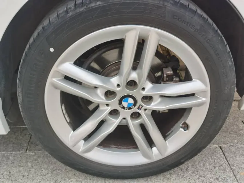 2021 BMW 1 Series 1.5T 140HP L3 7DCT,autocango,china used car exporter,china ev exporter,chinese used car exporter,chinese used ev exporter