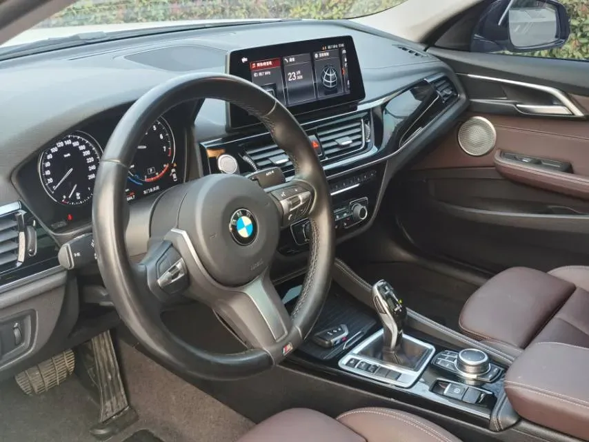 2021 BMW 1 Series 1.5T 140HP L3 7DCT,autocango,china used car exporter,china ev exporter,chinese used car exporter,chinese used ev exporter