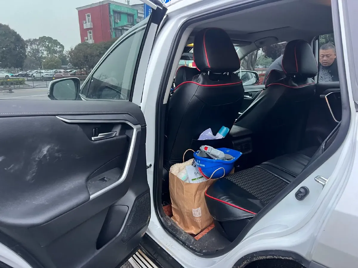 2022 Toyota Wildlander 2.0L 171HP L4 CVT,autocango,china used car exporter,china ev exporter,chinese used car exporter,chinese used ev exporter