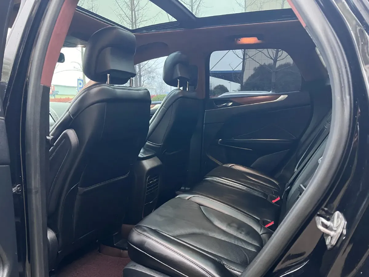 2017 Lincoln MKC 2.0T 203HP L4 6AT,autocango,china used car exporter,china ev exporter,chinese used car exporter,chinese used ev exporter