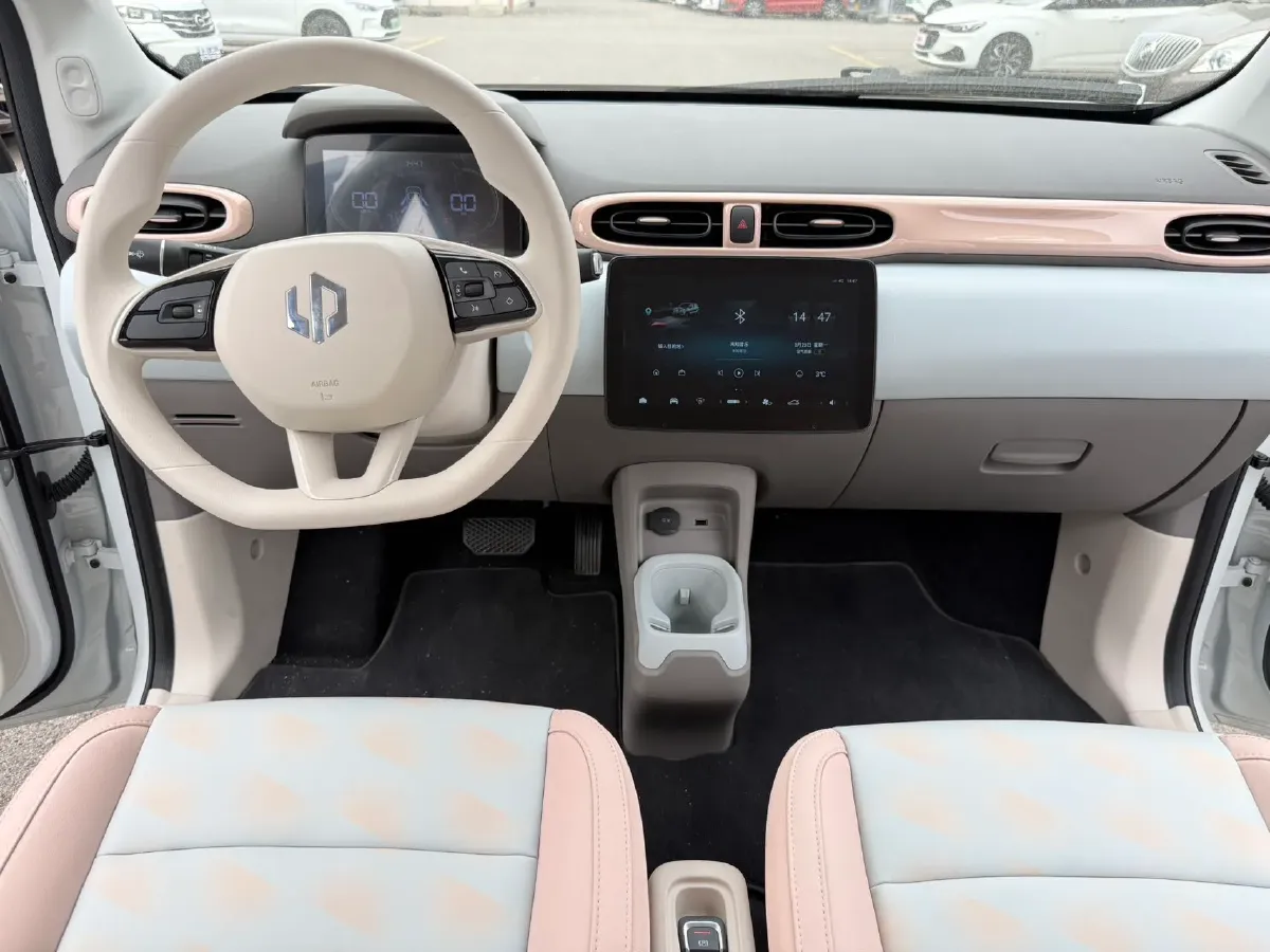 2025 Leapmotor T03 BEV 31.9KWH,autocango,china used car exporter,china ev exporter,chinese used car exporter,chinese used ev exporter