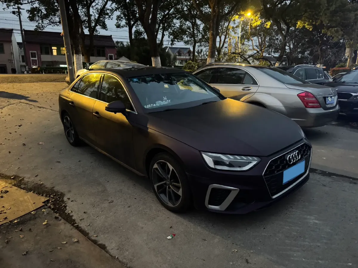 2020 Audi A4L 2.0T 190HP L4 7DCT,autocango,china used car exporter,china ev exporter,chinese used car exporter,chinese used ev exporter