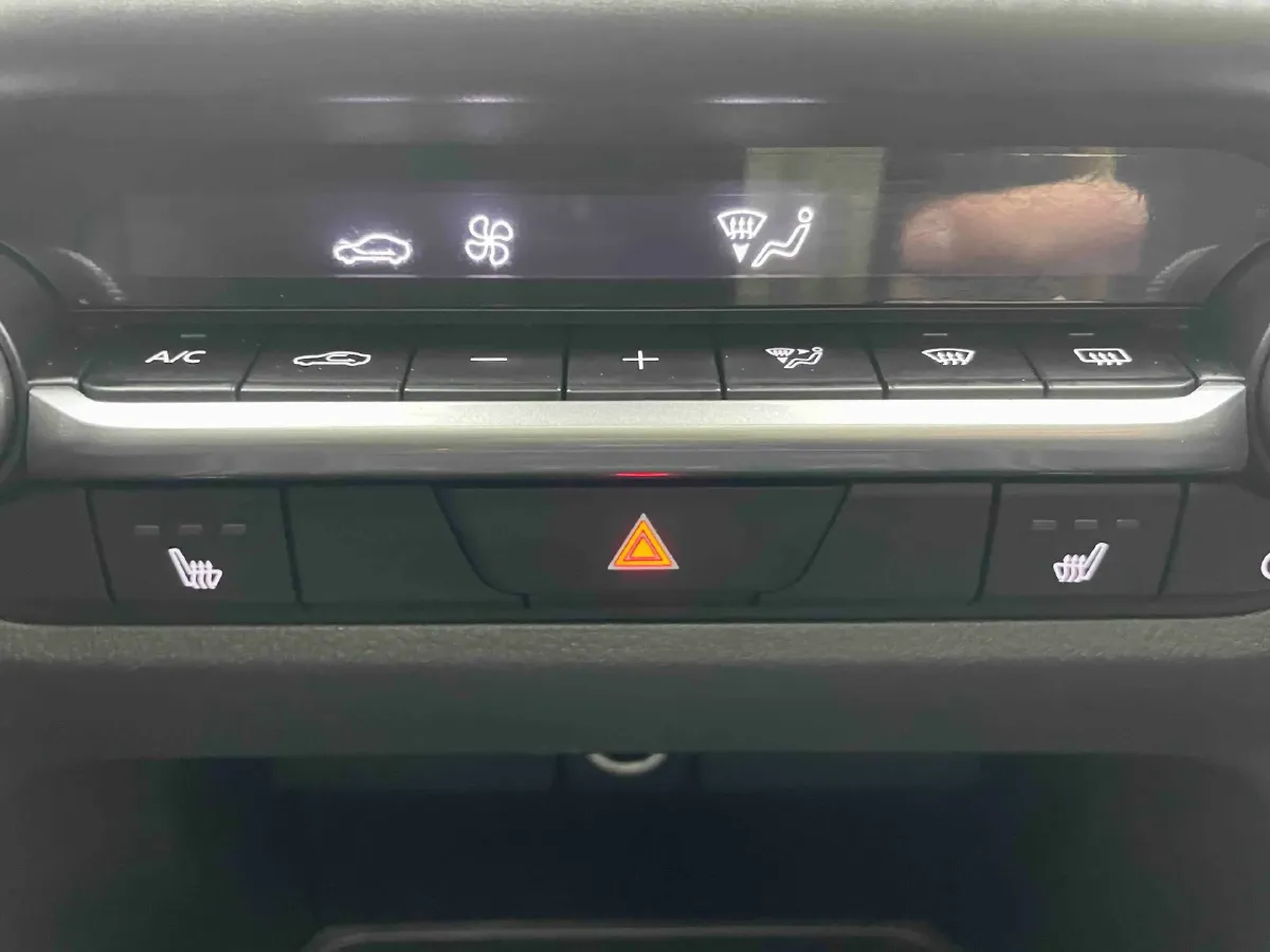 2023 Mazda CX-50 2.0L 155HP L4 6AT,autocango,china used car exporter,china ev exporter,chinese used car exporter,chinese used ev exporter