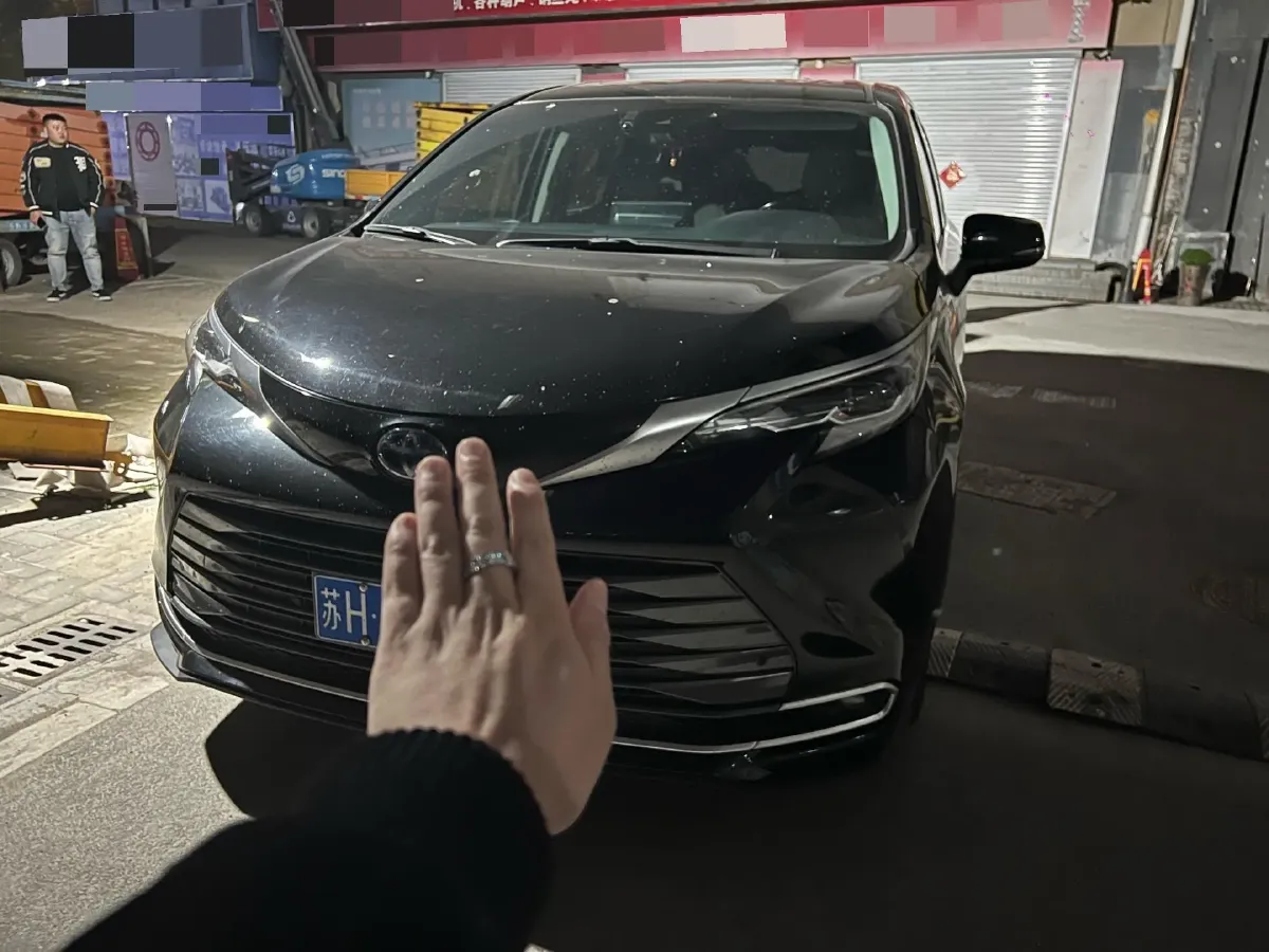 2021 Toyota Sienna 2.5L 192HP L4 E-CVT Hybrid,autocango,china used car exporter,china ev exporter,chinese used car exporter,chinese used ev exporter