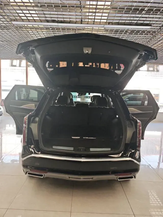 2026 Cadillac XT5 2.0T 237HP L4 9AT,autocango,china used car exporter,china ev exporter,chinese used car exporter,chinese used ev exporter