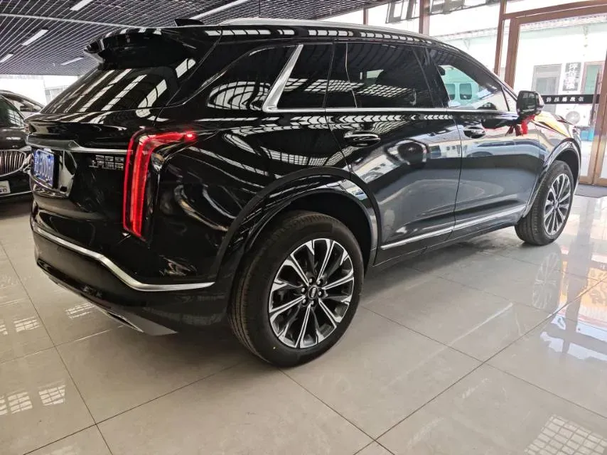 2026 Cadillac XT5 2.0T 237HP L4 9AT,autocango,china used car exporter,china ev exporter,chinese used car exporter,chinese used ev exporter