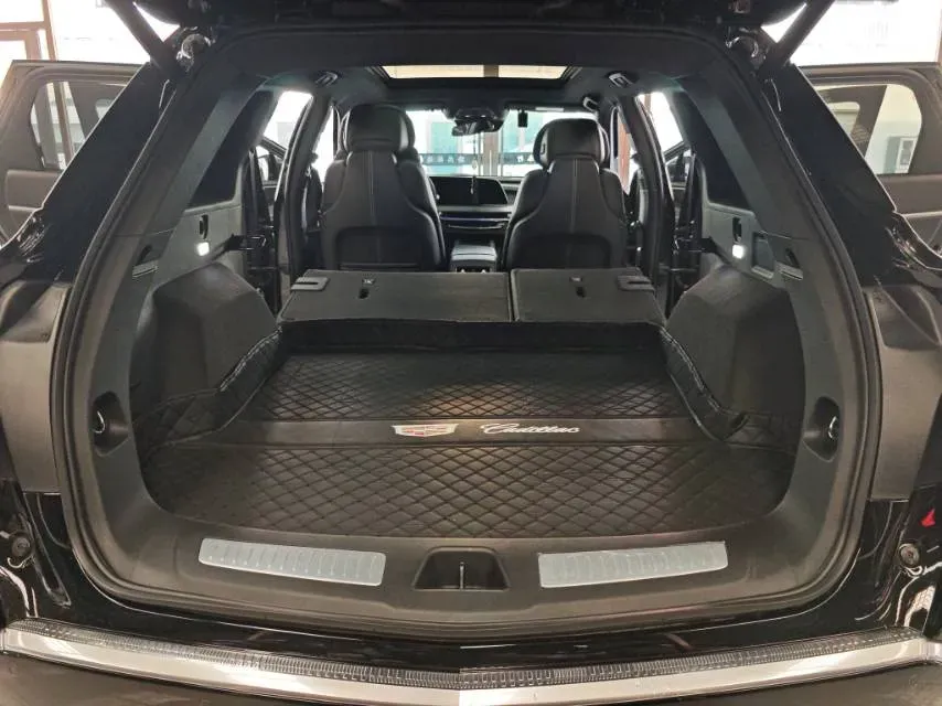 2026 Cadillac XT5 2.0T 237HP L4 9AT,autocango,china used car exporter,china ev exporter,chinese used car exporter,chinese used ev exporter