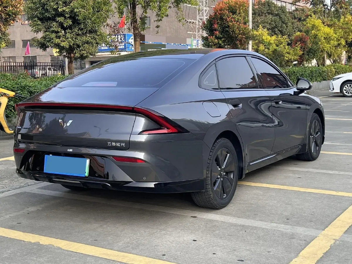 2024 WuLing XingGuang 1.5L 106HP L4 E-CVT PHEV 20.5KWH,autocango,china used car exporter,china ev exporter,chinese used car exporter,chinese used ev exporter