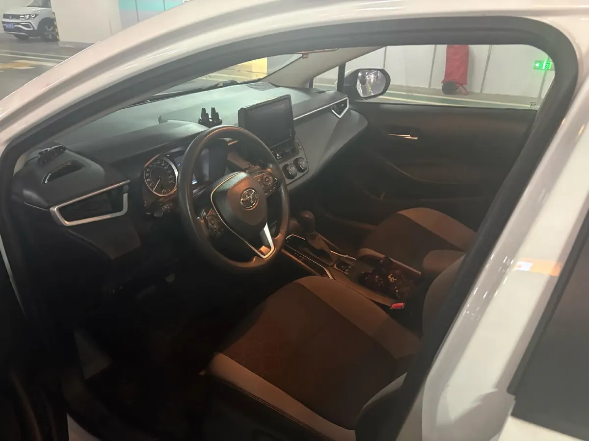 2022 Toyota Corolla 1.2T 116HP L4 CVT,autocango,china used car exporter,china ev exporter,chinese used car exporter,chinese used ev exporter