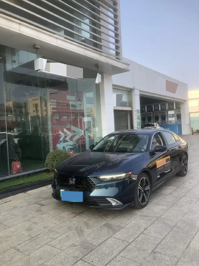 2023 Honda Accord 2.0L 148HP L4 E-CVT PHEV 17.7KWH,autocango,china used car exporter,china ev exporter,chinese used car exporter,chinese used ev exporter