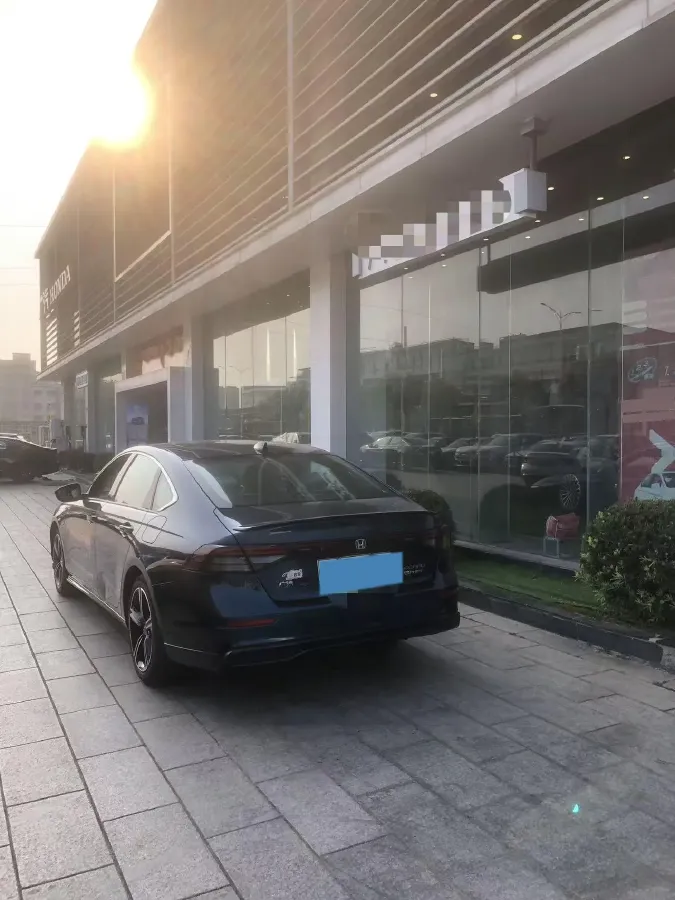 2023 Honda Accord 2.0L 148HP L4 E-CVT PHEV 17.7KWH,autocango,china used car exporter,china ev exporter,chinese used car exporter,chinese used ev exporter