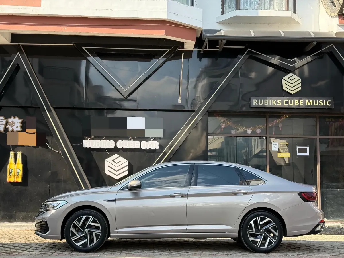 2023 Volkswagen Sagitar 1.4T 150HP L4 7DCT,autocango,china used car exporter,china ev exporter,chinese used car exporter,chinese used ev exporter