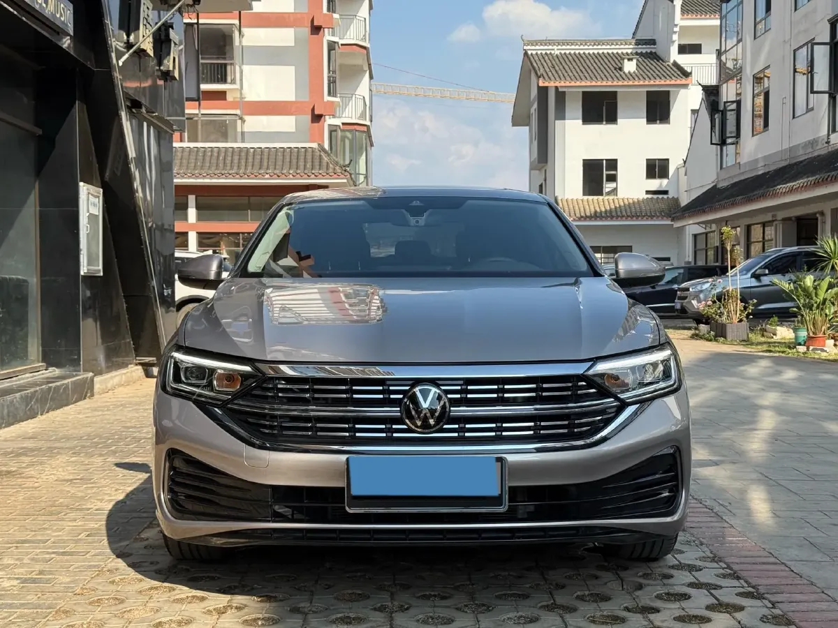 2023 Volkswagen Sagitar 1.4T 150HP L4 7DCT,autocango,china used car exporter,china ev exporter,chinese used car exporter,chinese used ev exporter