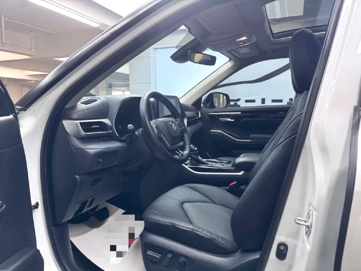 2023 Toyota Highlander 2.5L 189HP L4 E-CVT Hybrid,autocango,china used car exporter,china ev exporter,chinese used car exporter,chinese used ev exporter