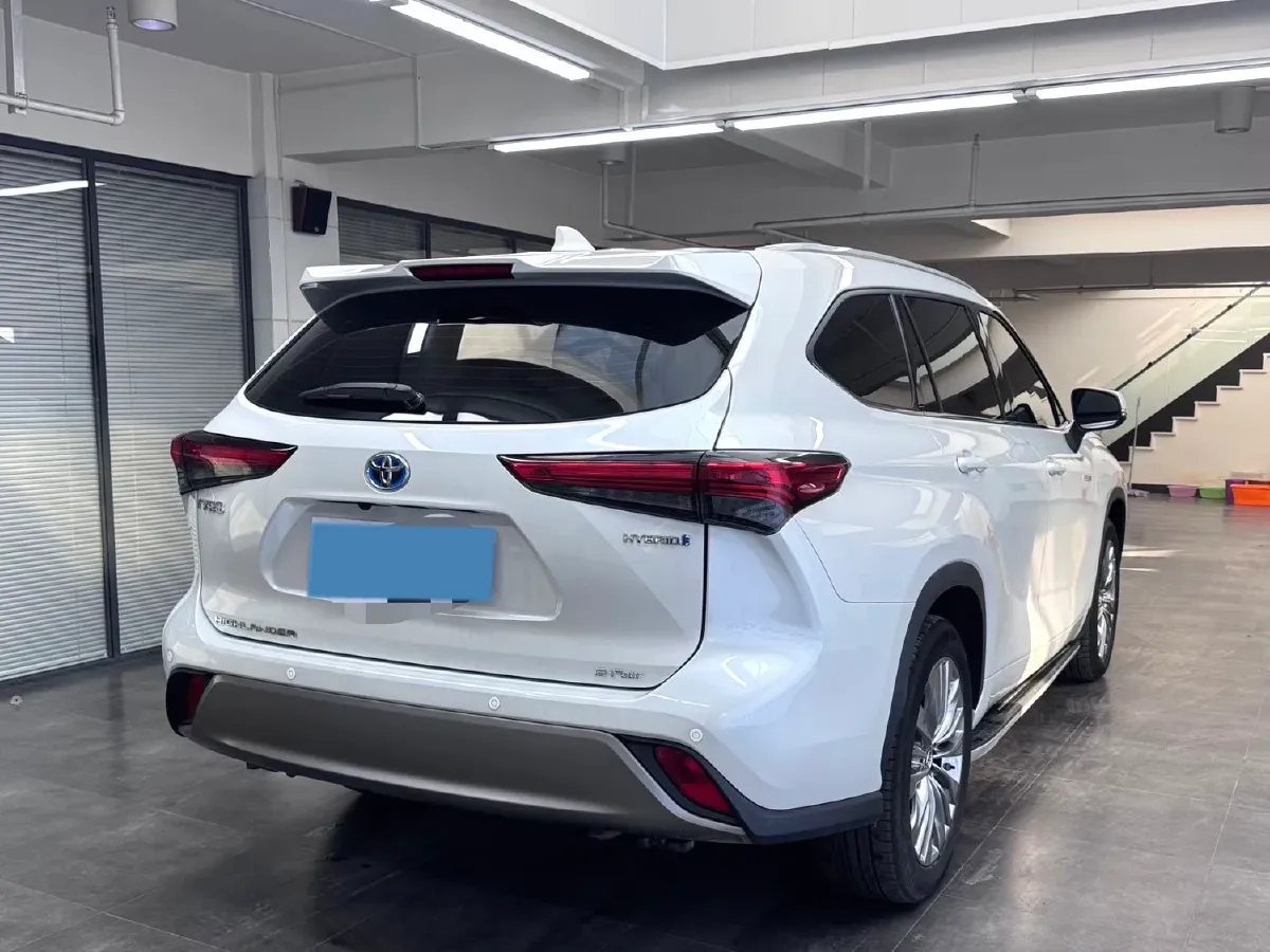 2023 Toyota Highlander 2.5L 189HP L4 E-CVT Hybrid,autocango,china used car exporter,china ev exporter,chinese used car exporter,chinese used ev exporter