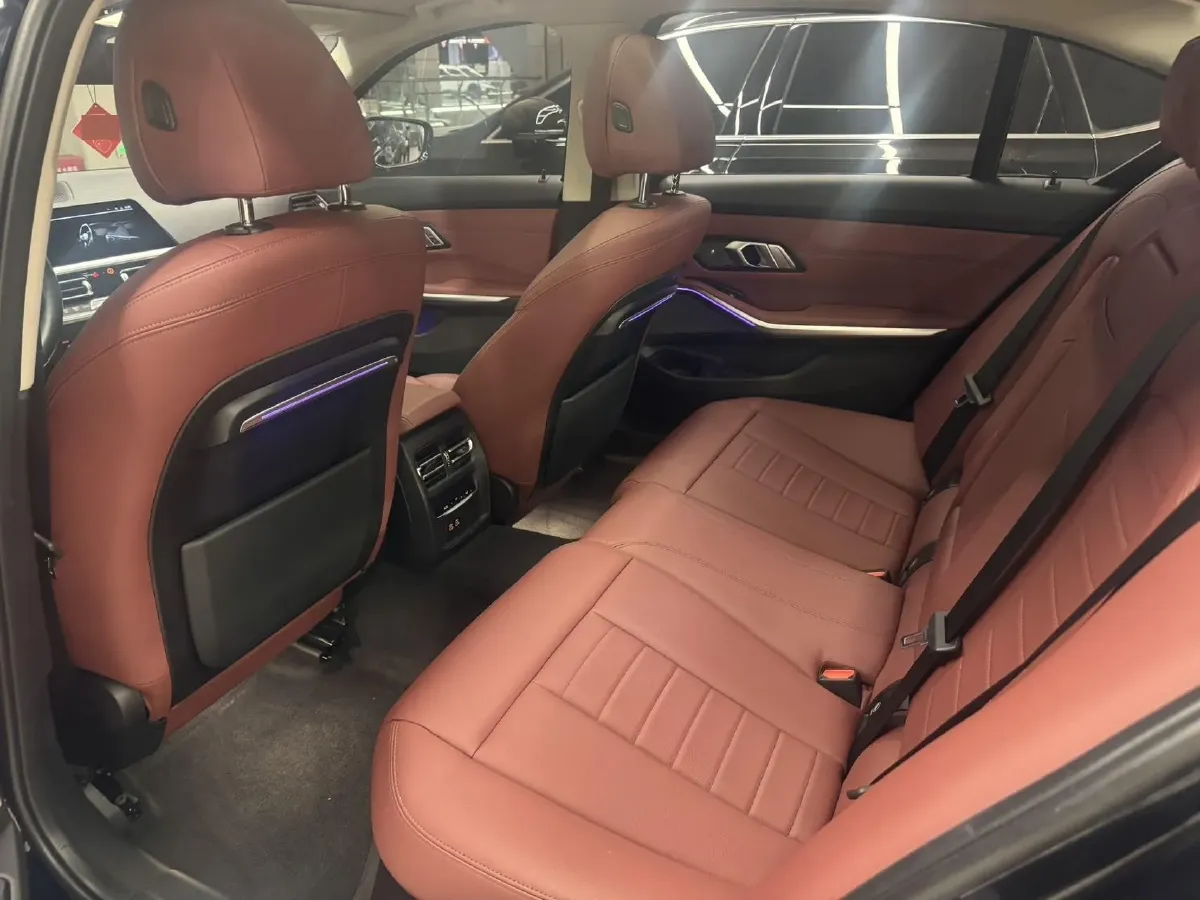 2021 BMW 3 Series 2.0T 184HP L4 8AT,autocango,china used car exporter,china ev exporter,chinese used car exporter,chinese used ev exporter