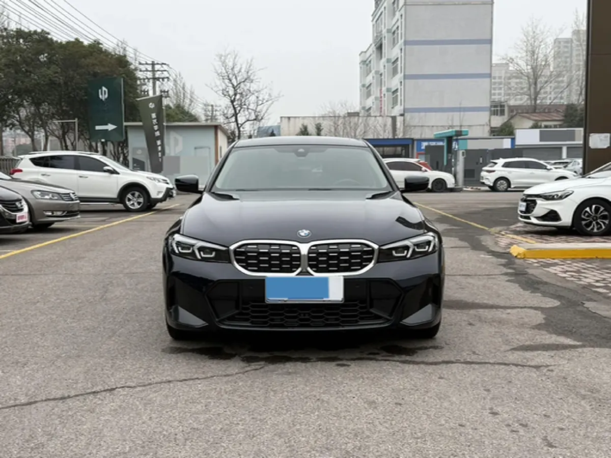 2024 BMW 3 Series 2.0T 184HP L4 8AT,autocango,china used car exporter,china ev exporter,chinese used car exporter,chinese used ev exporter
