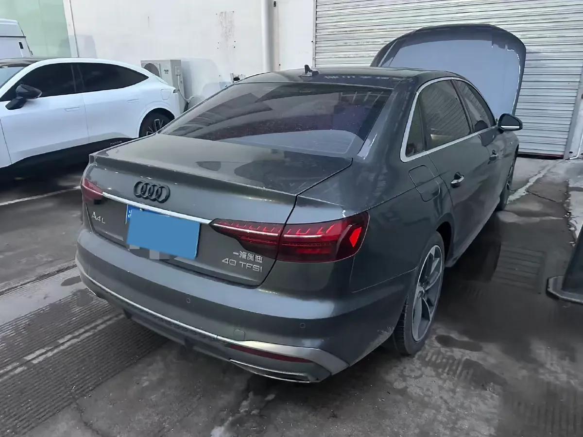 2020 Audi A4L 2.0T 190HP L4 7DCT,autocango,china used car exporter,china ev exporter,chinese used car exporter,chinese used ev exporter