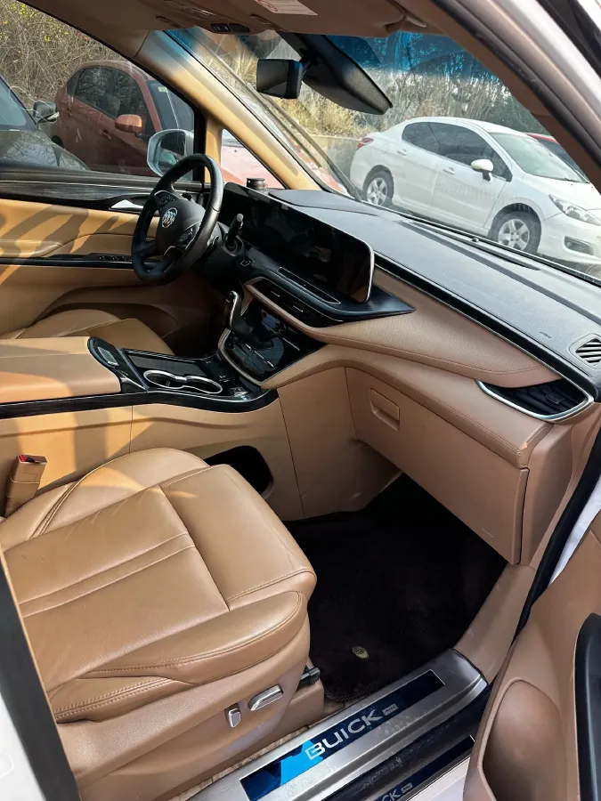 2020 Buick GL8 2.0T 237HP L4 9AT,autocango,china used car exporter,china ev exporter,chinese used car exporter,chinese used ev exporter