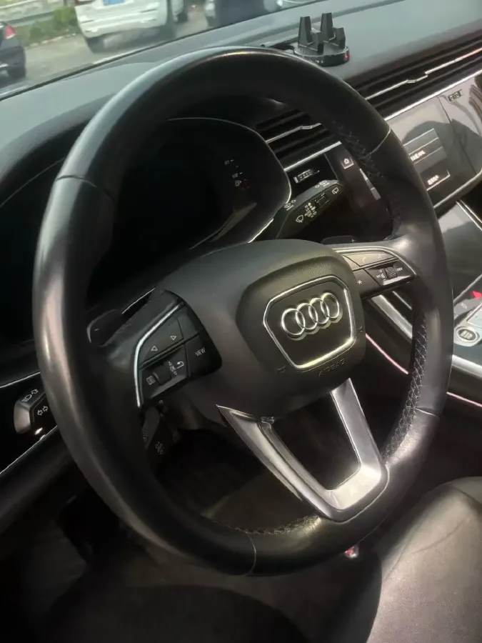 2021 Audi Q8 3.0T 340HP V6 8AT,autocango,china used car exporter,china ev exporter,chinese used car exporter,chinese used ev exporter