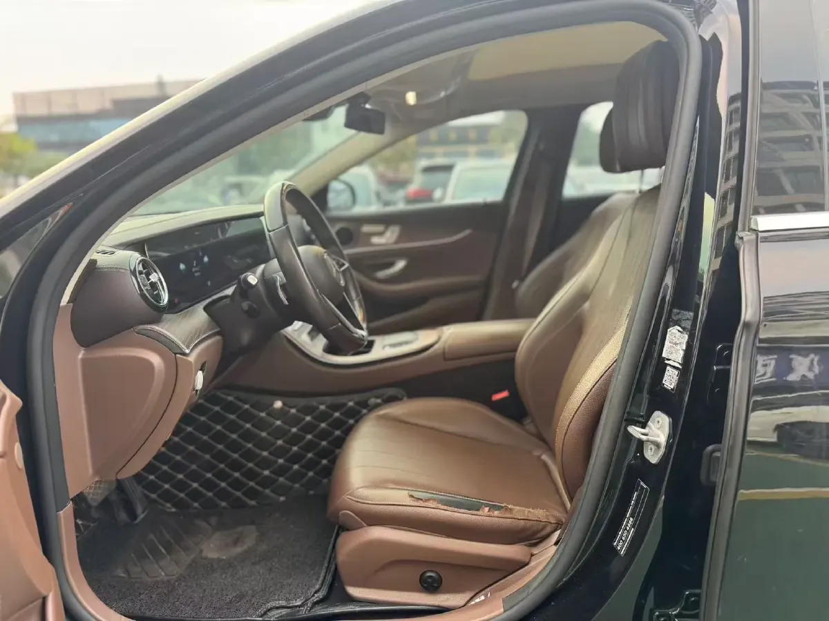 2021 Mercedes-Benz E Class 2.0T 258HP L4 9AT,autocango,china used car exporter,china ev exporter,chinese used car exporter,chinese used ev exporter