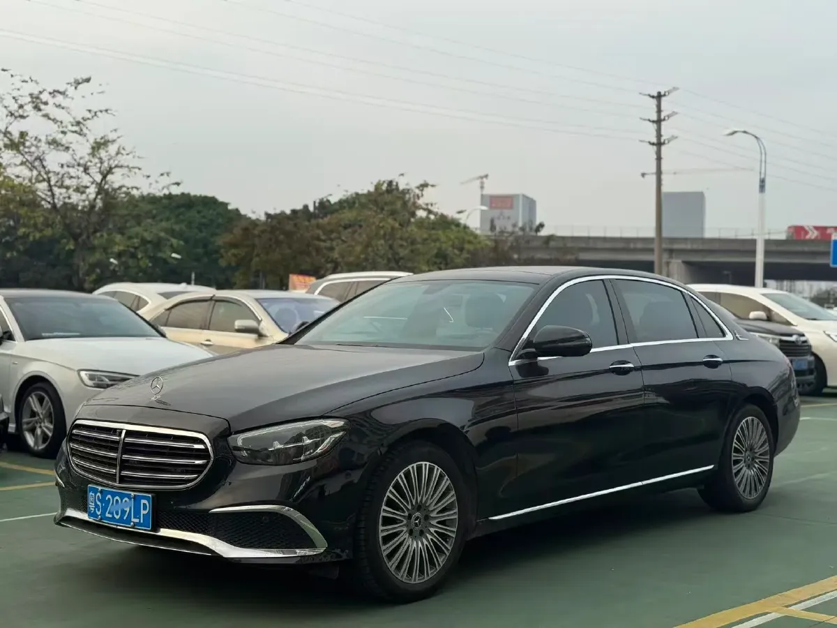 2021 Mercedes-Benz E Class 2.0T 258HP L4 9AT,autocango,china used car exporter,china ev exporter,chinese used car exporter,chinese used ev exporter
