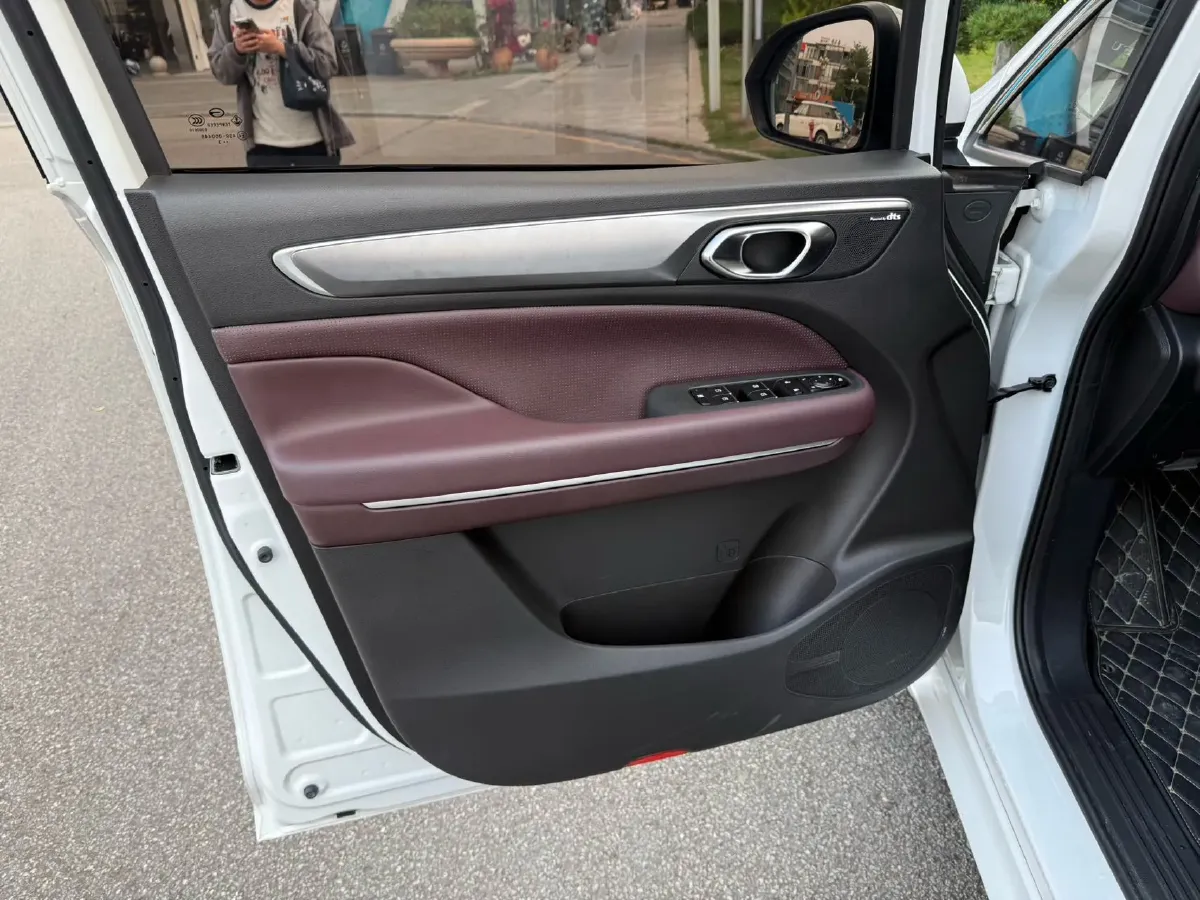 2023 GAC Trumpchi M6 1.5T 177HP L4 7DCT,autocango,china used car exporter,china ev exporter,chinese used car exporter,chinese used ev exporter