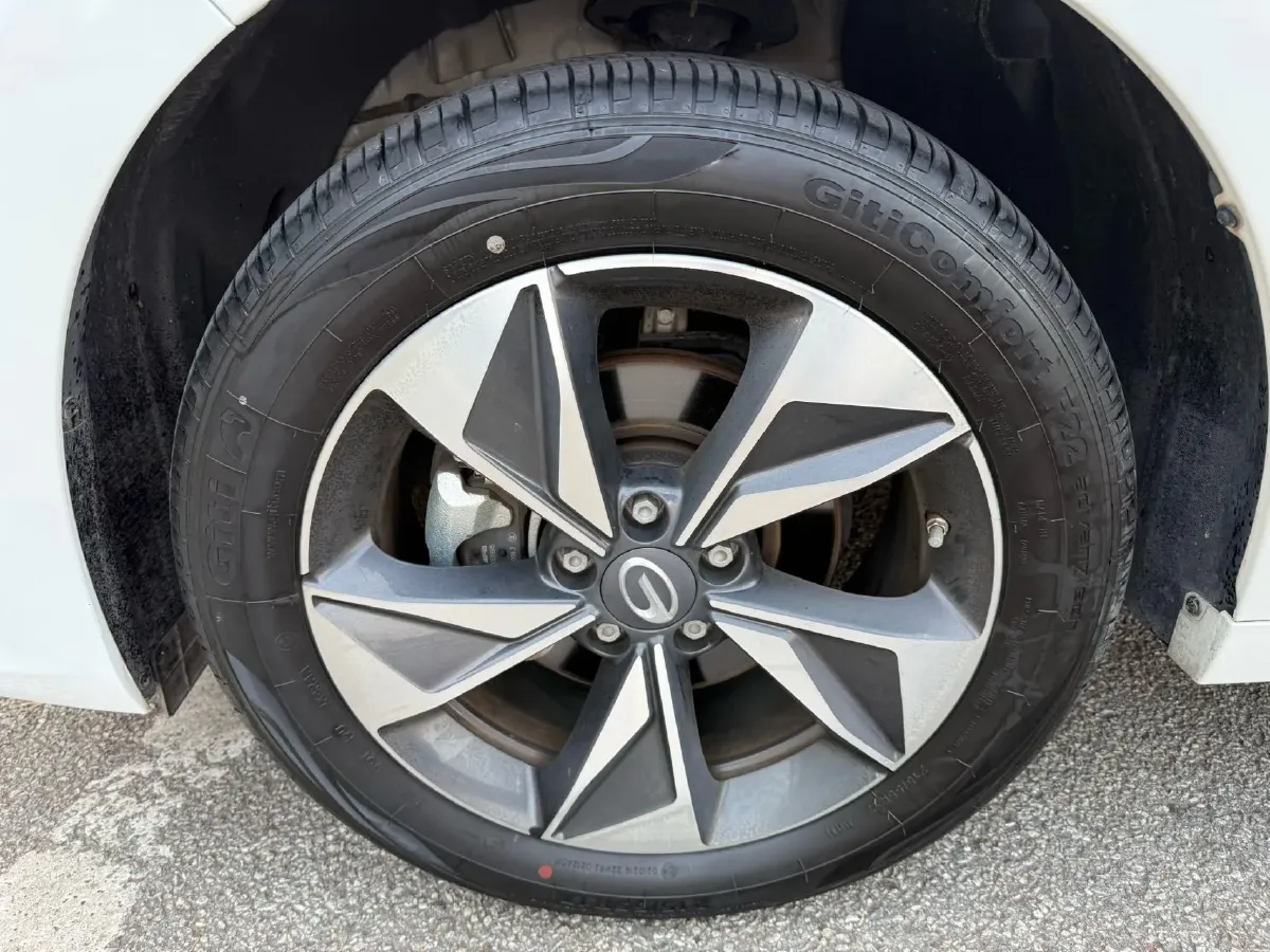 2023 GAC Trumpchi M6 1.5T 177HP L4 7DCT,autocango,china used car exporter,china ev exporter,chinese used car exporter,chinese used ev exporter