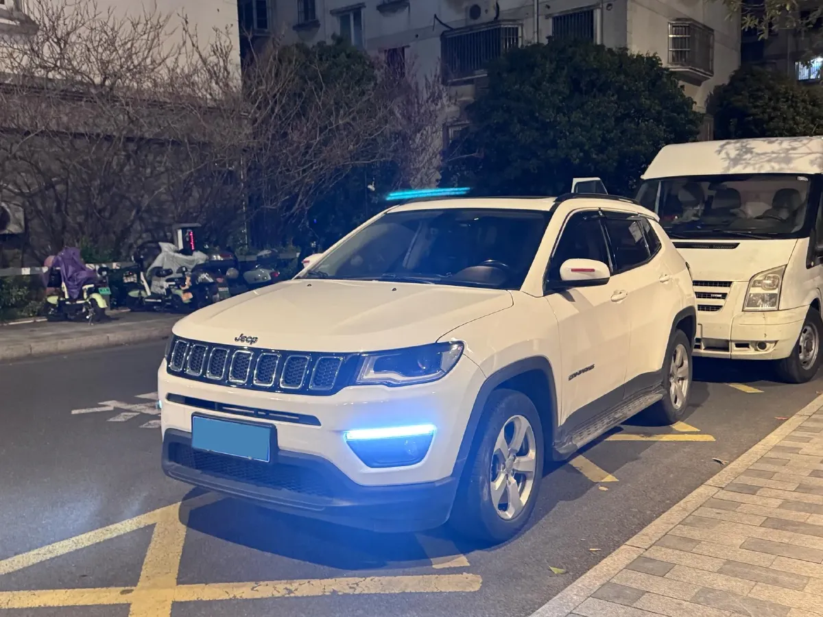 2017 Jeep Compass 1.4T 165HP L4 7DCT,autocango,china used car exporter,china ev exporter,chinese used car exporter,chinese used ev exporter