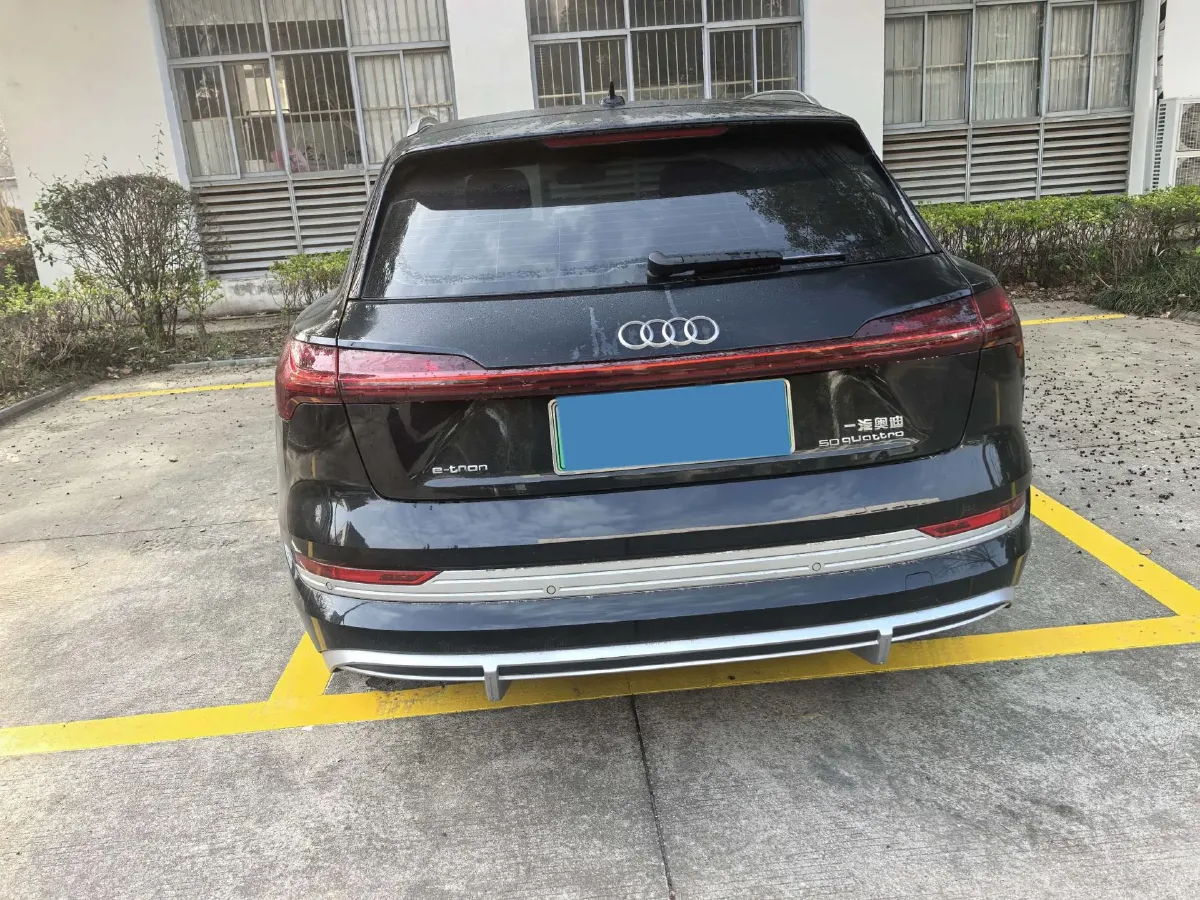 2021 Audi e-tron BEV 96.7KWH,autocango,china used car exporter,china ev exporter,chinese used car exporter,chinese used ev exporter