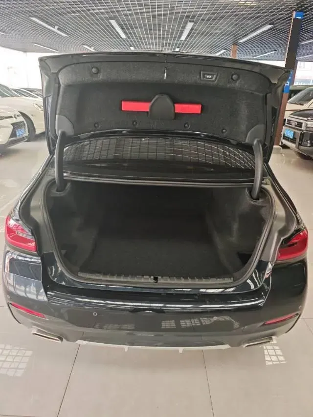 2022 BMW 5 Series 2.0T 184HP L4 8AT,autocango,china used car exporter,china ev exporter,chinese used car exporter,chinese used ev exporter