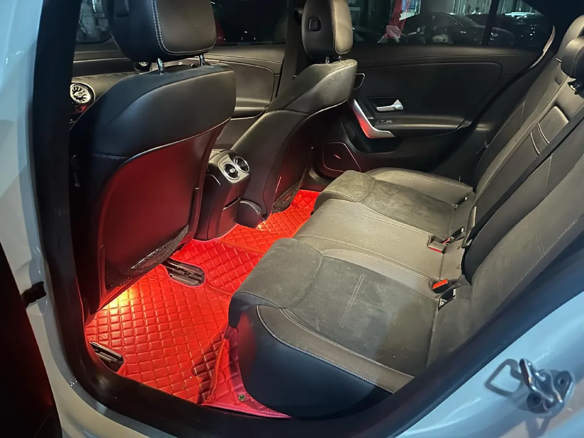 2020 Mercedes-Benz A Class 1.3T 163HP L4 7DCT,autocango,china used car exporter,china ev exporter,chinese used car exporter,chinese used ev exporter