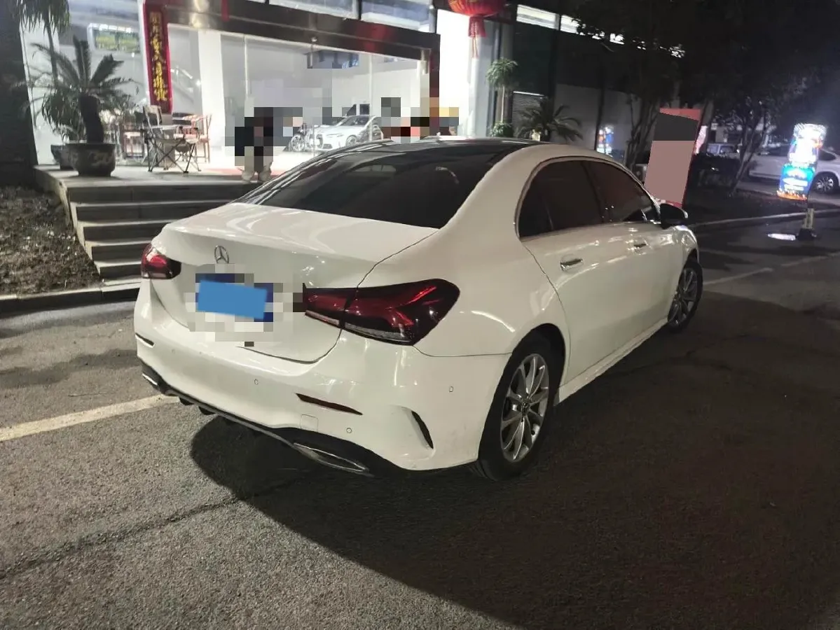 2020 Mercedes-Benz A Class 1.3T 163HP L4 7DCT,autocango,china used car exporter,china ev exporter,chinese used car exporter,chinese used ev exporter