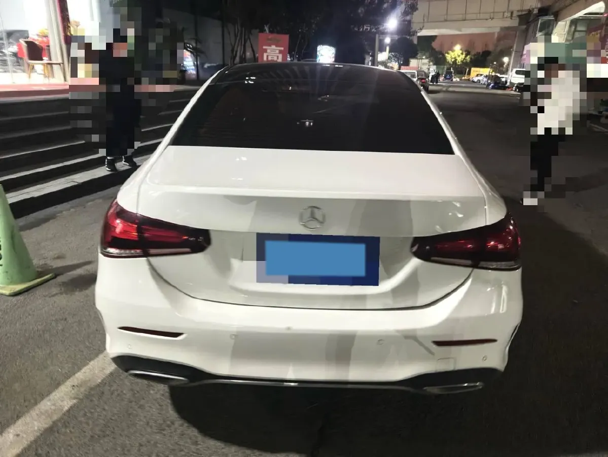 2020 Mercedes-Benz A Class 1.3T 163HP L4 7DCT,autocango,china used car exporter,china ev exporter,chinese used car exporter,chinese used ev exporter