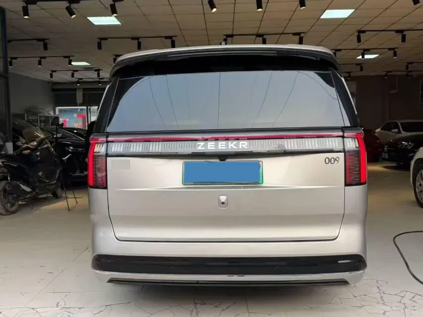 2022 Zeekr 009 BEV 116KWH,autocango,china used car exporter,china ev exporter,chinese used car exporter,chinese used ev exporter