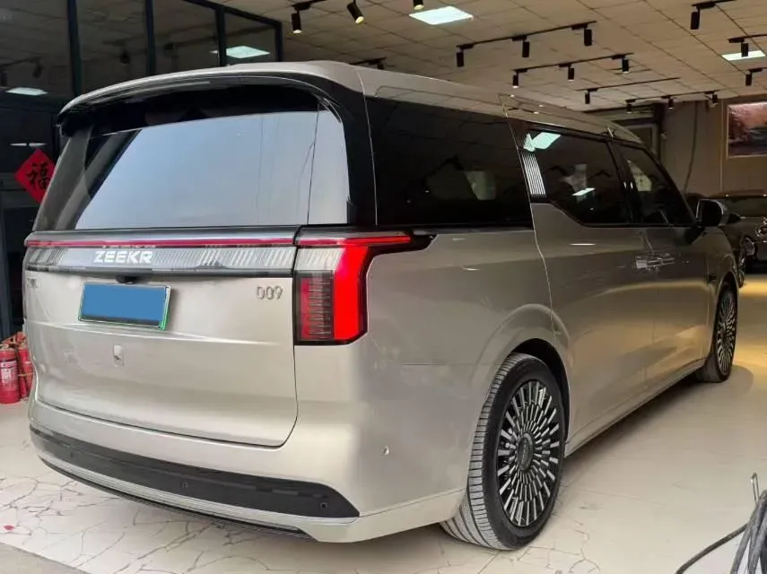 2022 Zeekr 009 BEV 116KWH,autocango,china used car exporter,china ev exporter,chinese used car exporter,chinese used ev exporter