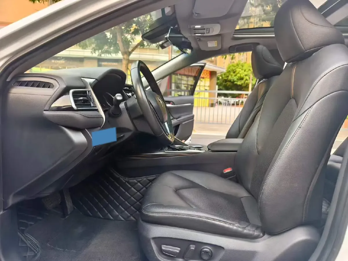 2019 Toyota Camry 2.5L 209HP L4 8AT,autocango,china used car exporter,china ev exporter,chinese used car exporter,chinese used ev exporter